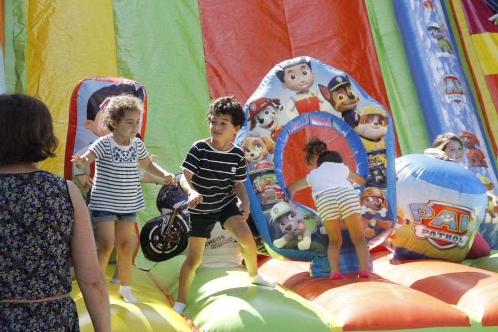 Fiesta solidaria en apoyo a los enfermos de alzhéi