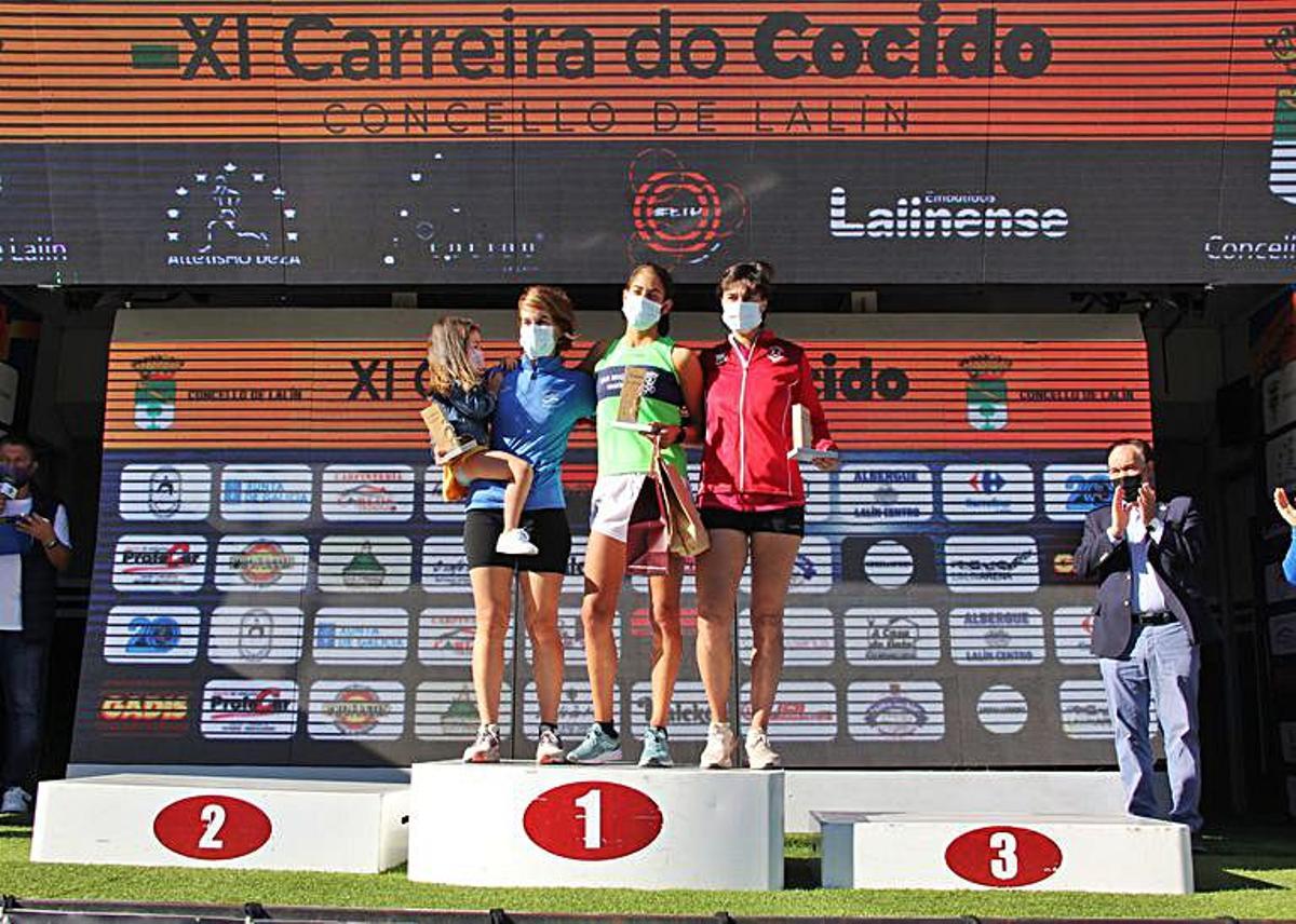 Las ganadoras de la carrera larga. | // BERNABÉ/ANA AGRA