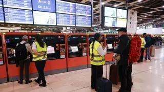 Renfe cifra en un 26,6% el seguimiento de la huelga del Semaf, que paraliza Cercanías Madrid y apenas afecta a Rodalies