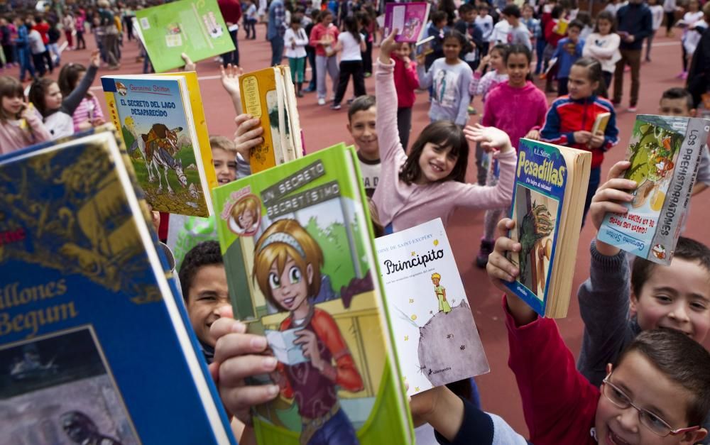 Celebración del Día del Libro en los colegios de Gijón