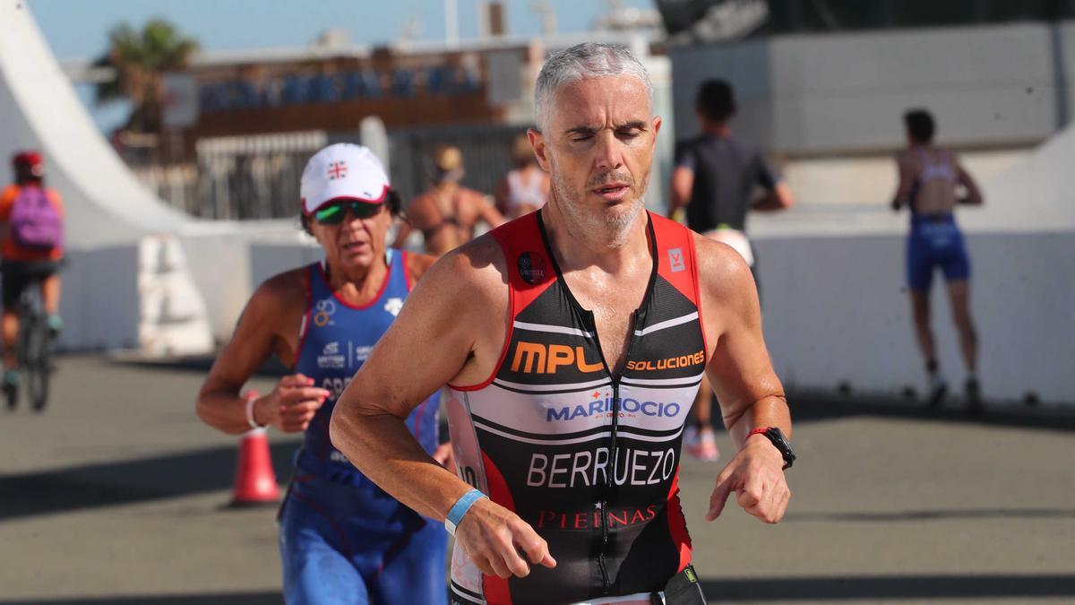 Búscate en las imágenes del campeonato de Europa de Triatlón . Distancia Olímpica