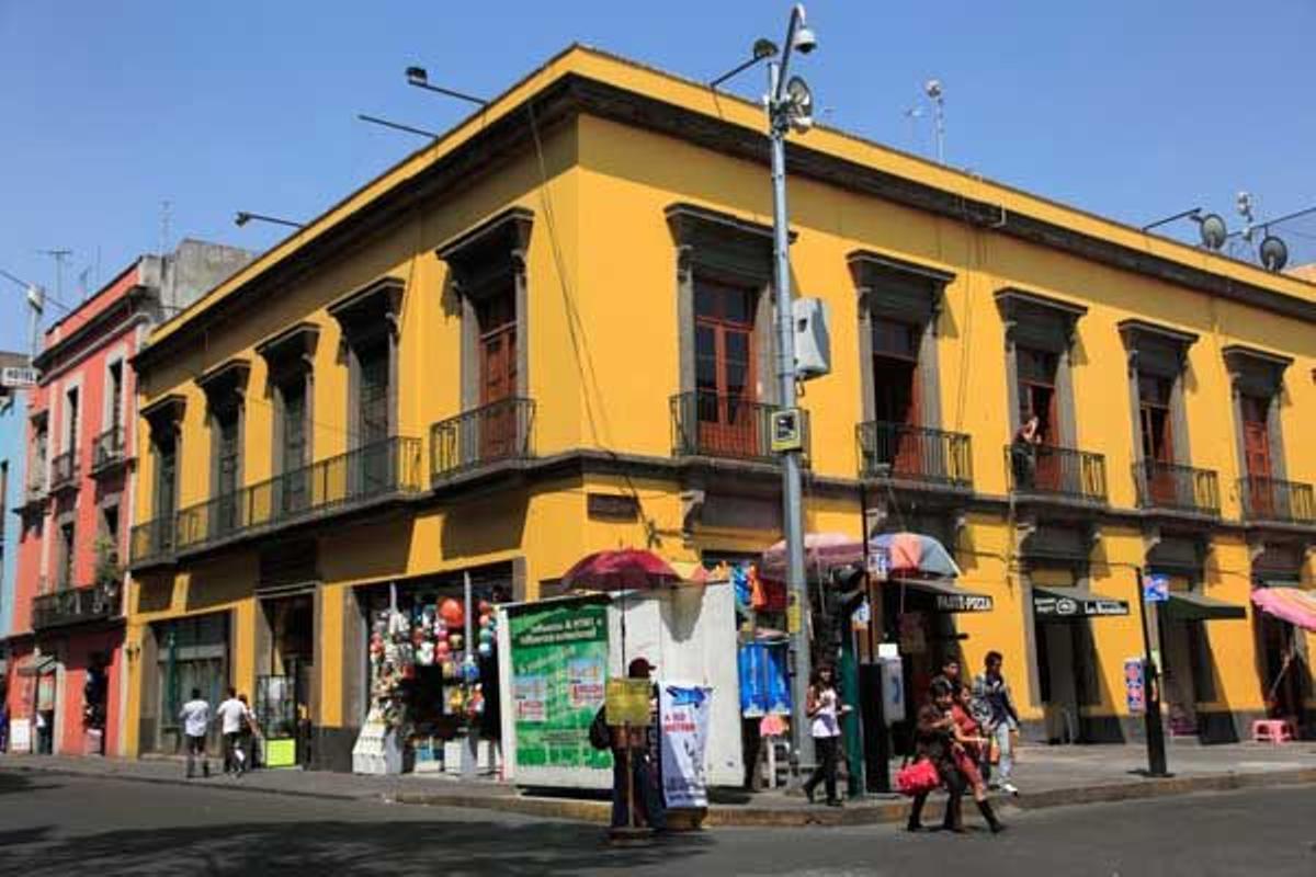 Típica arquitectura colonial en el Centro Histórico de México DF