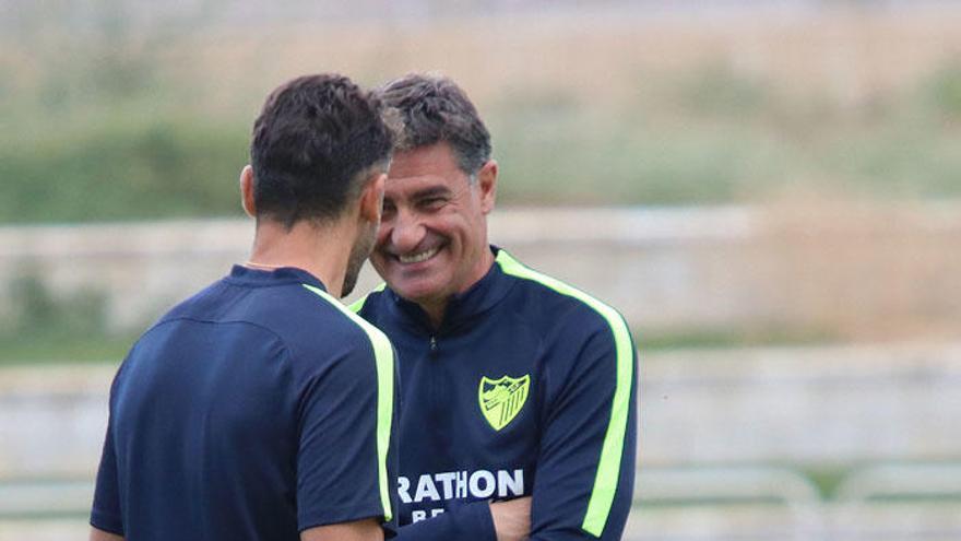 Míchel, en el último entrenamiento del Málaga CF.