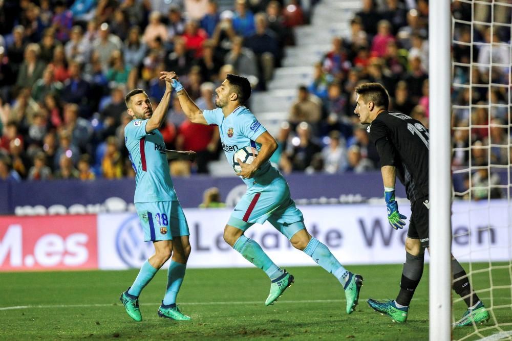 Levante - Barcelona, en imágenes