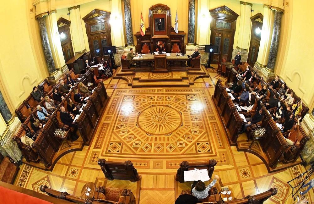 Primer pleno de 2017 en el Concello de A Coruña