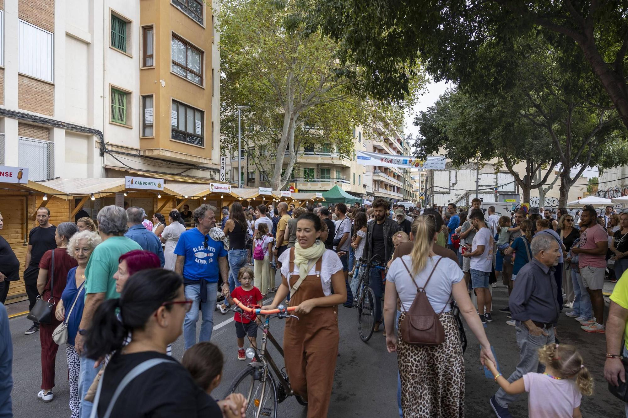 FOTOS | El éxito en la primera Fira del Variat en Palma desborda las previsiones de los restaurantes