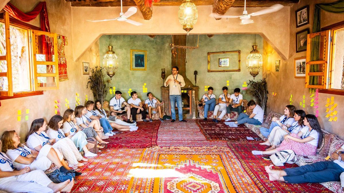 Alumnos y empresarios de la Cátedra de Cultura Empresarial participan en el ‘Campus Experience’ en Marruecos.