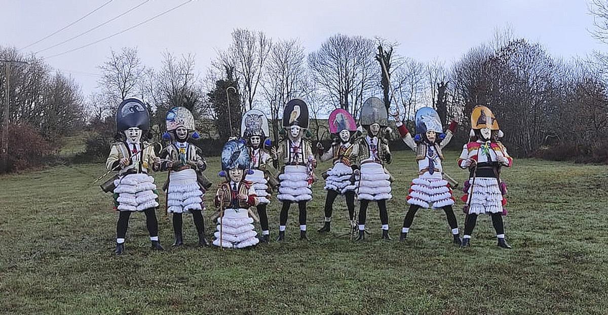Los felos hicieron este sábado el primer recorrido por los pueblos de Maceda.