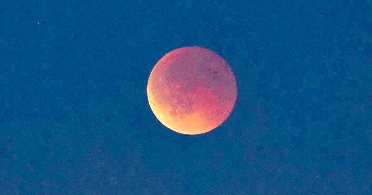 Eclipse de la luna de sangre de septiembre del año pasado vista desde Dinamarca