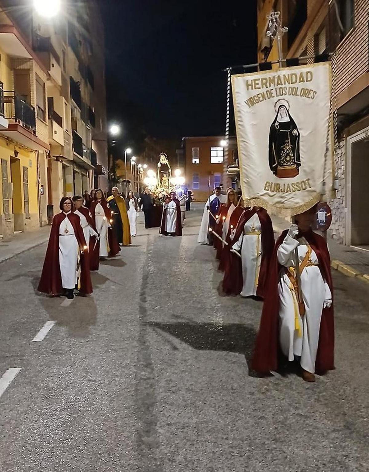 La hermandad de la Virgen de los Dolores.