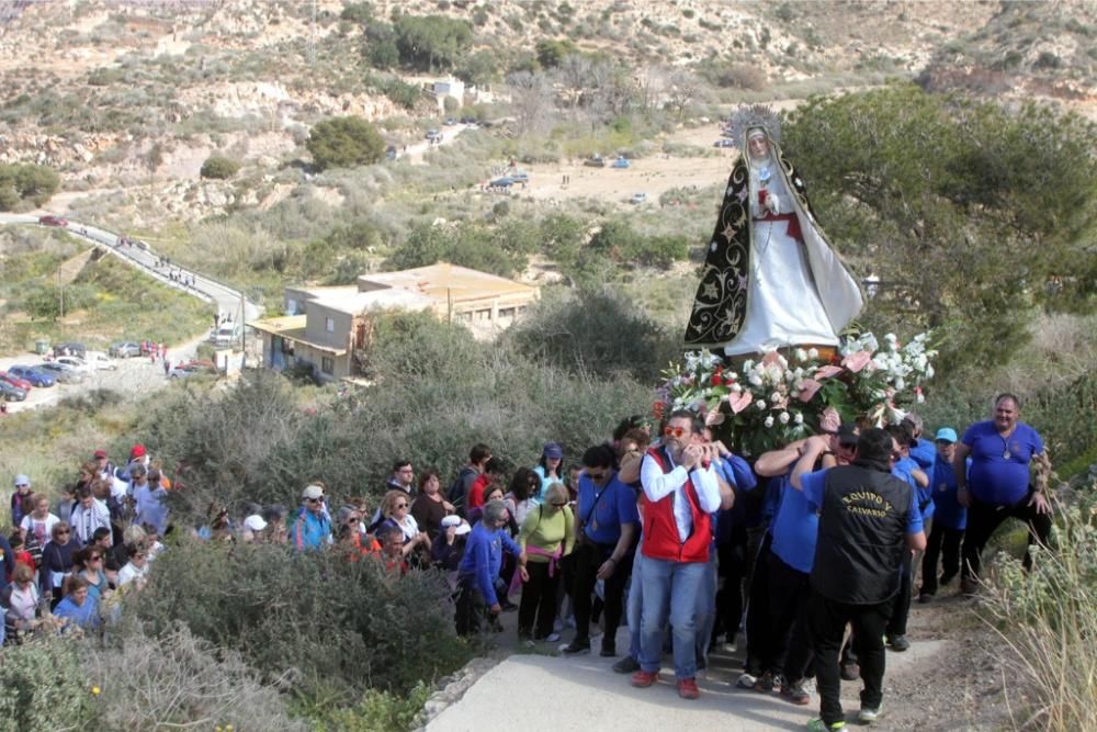 Subida de la Virgen de la Soledad al Calvario