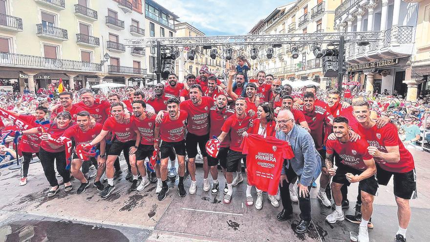 Día mágico en Teruel: «Todo es de color de rosa»