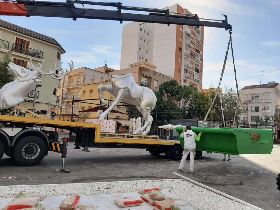 Así se ha desplantado la "falla" de Palacio y Serra en Gandia