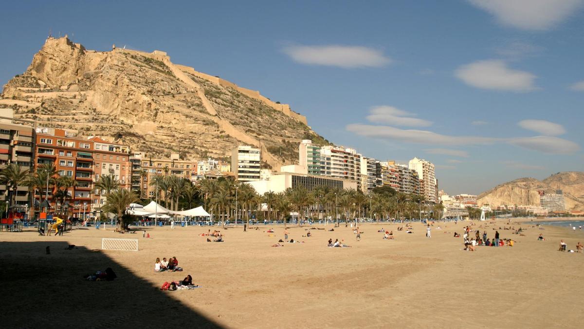 El fin de semana será fresco pero soleado en Alicante. 