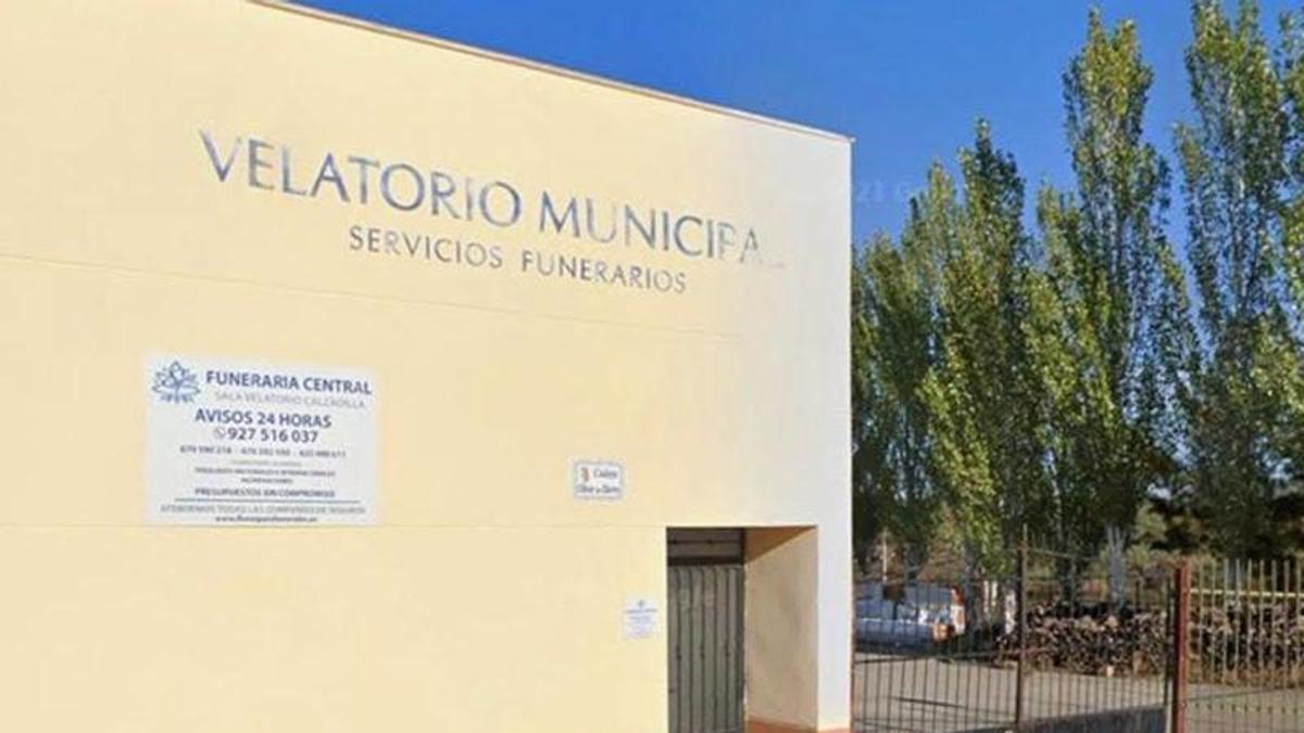 Edificio de la sala velatorio de Calzadilla.