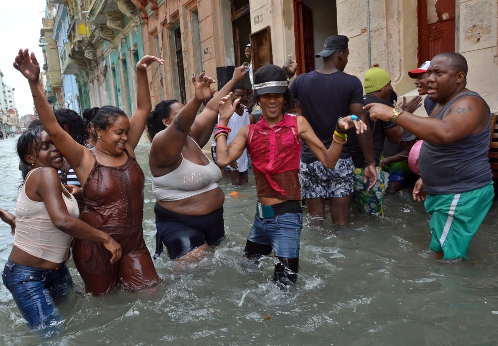 Irma inunda las calles de La Habana