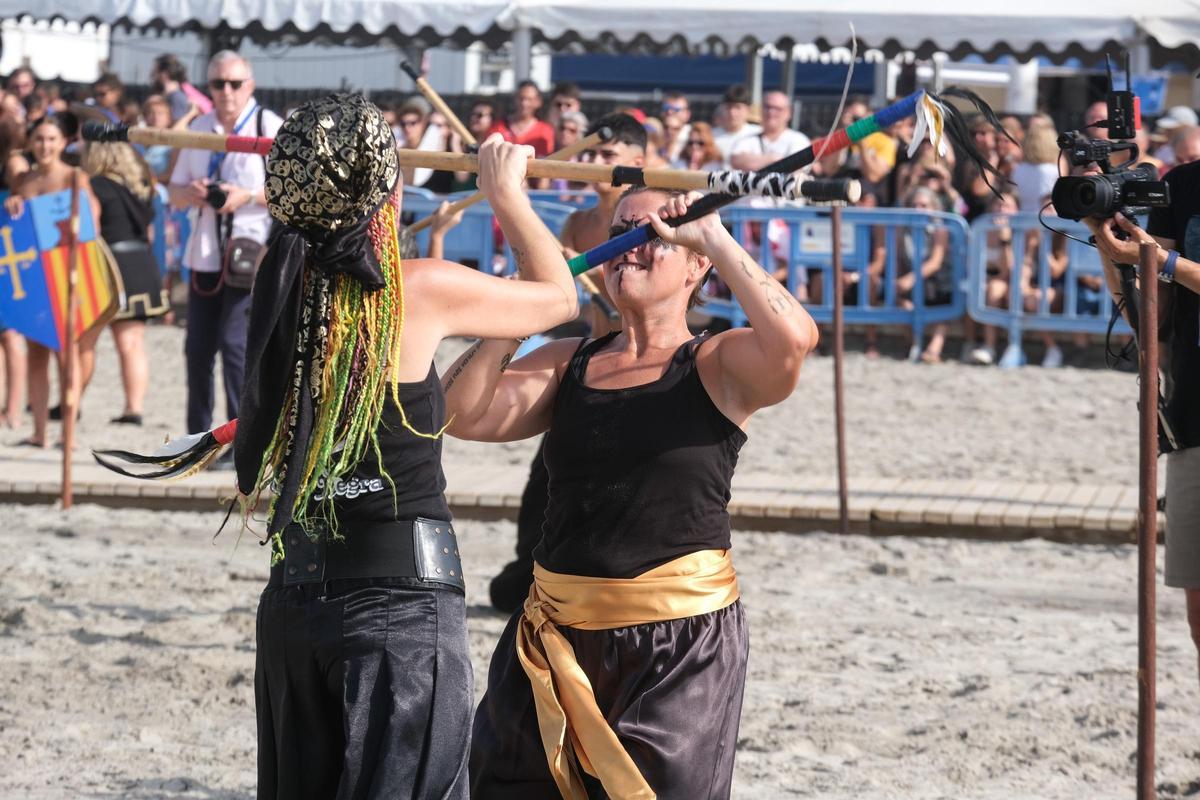 Las mejores imágenes del Desembarco de las fiestas de Moros y Cristianos de Santa Pola