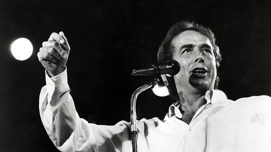 Serrat, el paso al lado del trovador de trovadores