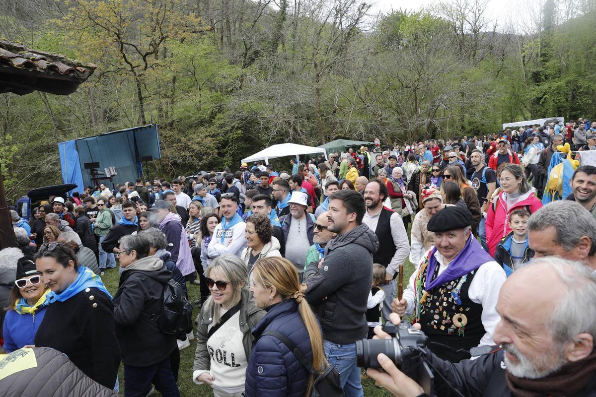 Piedracea cumple con la tradición de La Flor