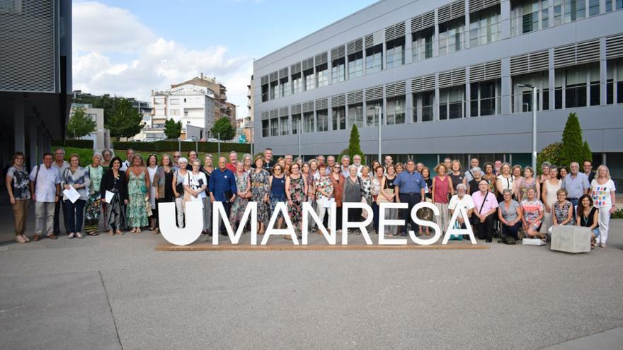UManresa amplia el seu programa per a universitaris sèniors amb més activitat acadèmica i extrauniversitària