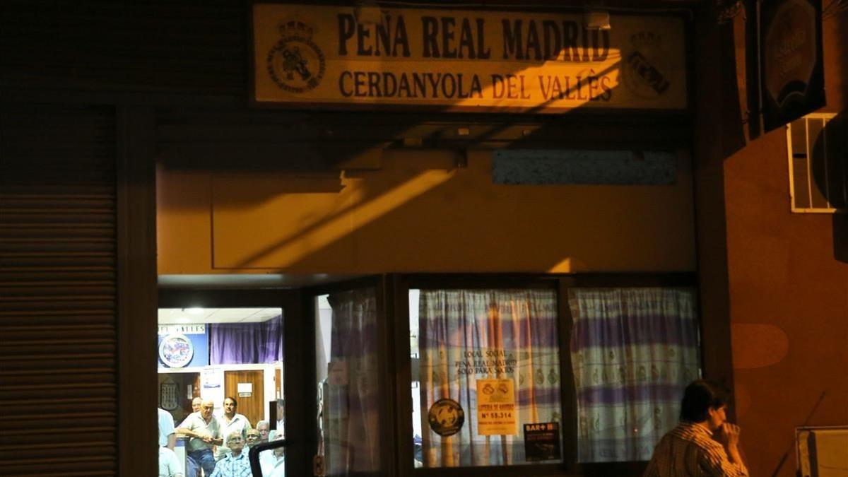 Una foto de archivo de la peña del Real Madrid en Cerdanyola.