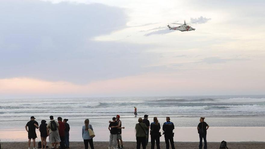 Carta abierta de la familia de Iyán Fariña, el joven que falleció ahogado en la playa de Salinas: "Sentir el calor de nuestra gente está siendo un pilar fundamental para nosotros"