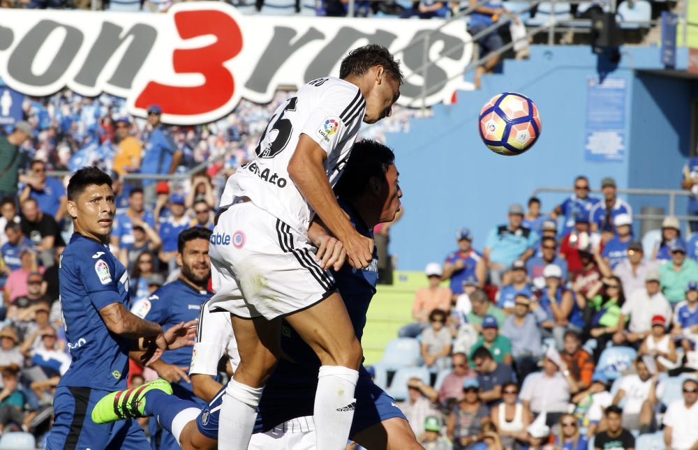 El partido entre el Getafe y el Real Oviedo, en imágenes