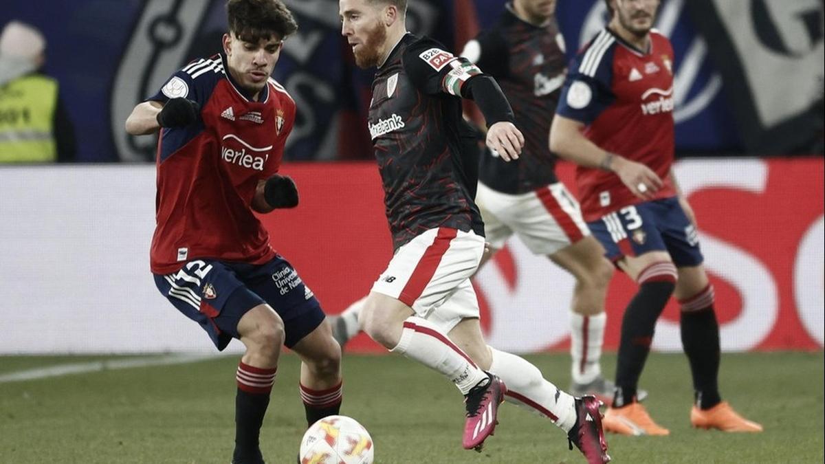 Abde jugando contra el Athletic Club en el Sadar