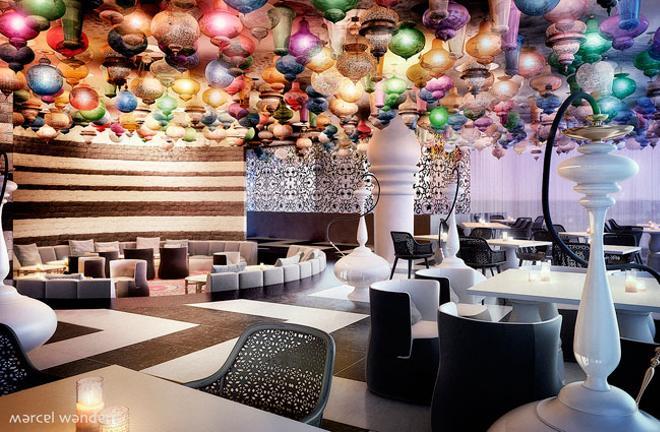 Decoración del hotel Mondrian Doha por Marcell Wanders