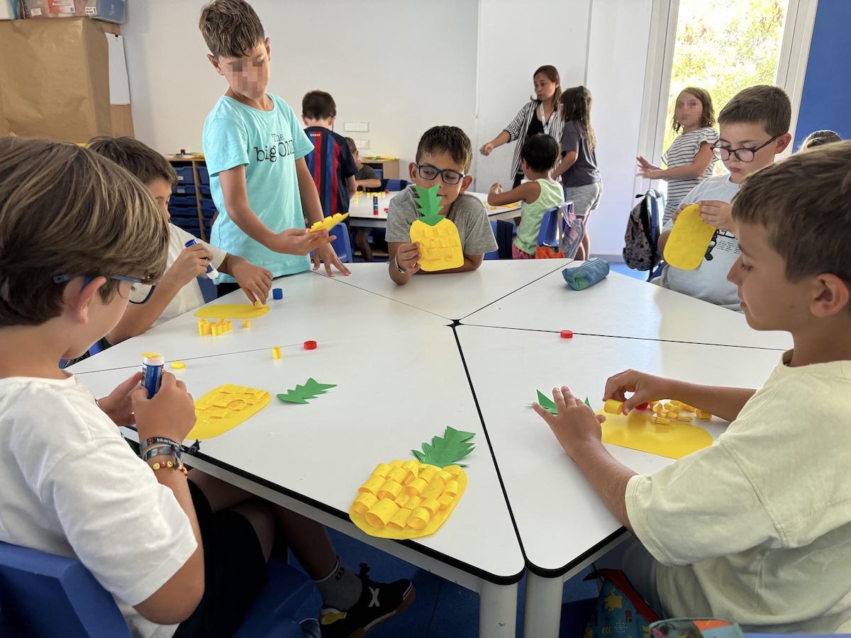 Alumnos en ediciones anteriores de los ASV Summer Programs.