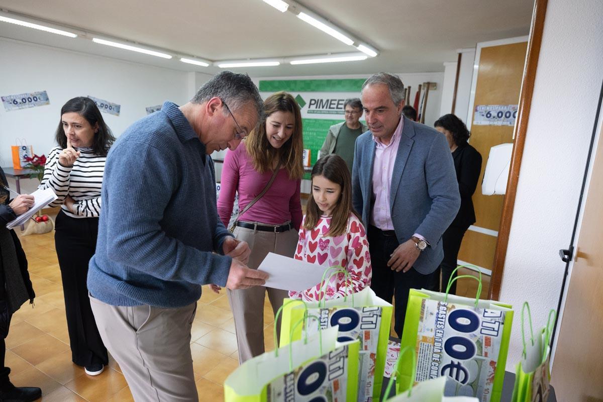 Galería: Los 6.000 euros de la Pimeef para gastar en compras ya tienen dueña