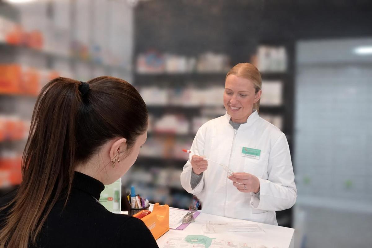 Las farmacias de Vistabella disponen inicialmente de 150 kits de autotoma para detectar cáncer de cérvix.