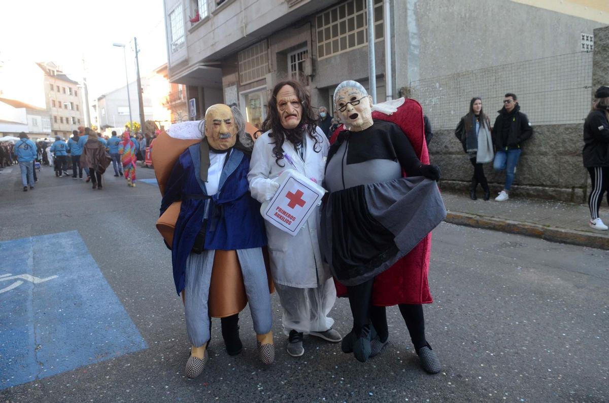 Desfile del Momo en Vilanova para despedir el Entroido 2022.