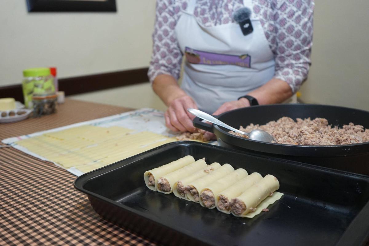 Les fotos de la recepta de canelons de les cuineres de Sils