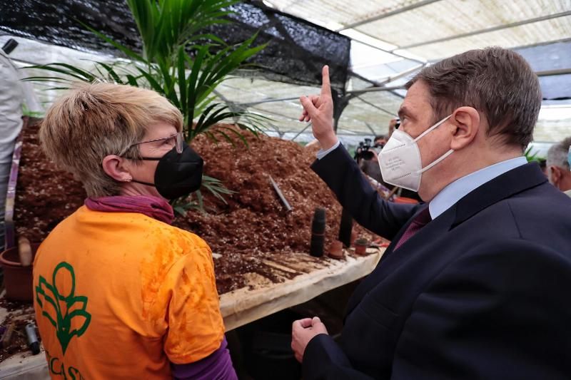 Visita del ministro de Agricultura, Luis Planas