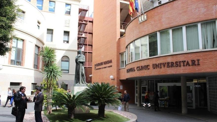 Se enfrenta a 13 años por pegar a una prostituta cuando iba a ver a su bebé al hospital en València