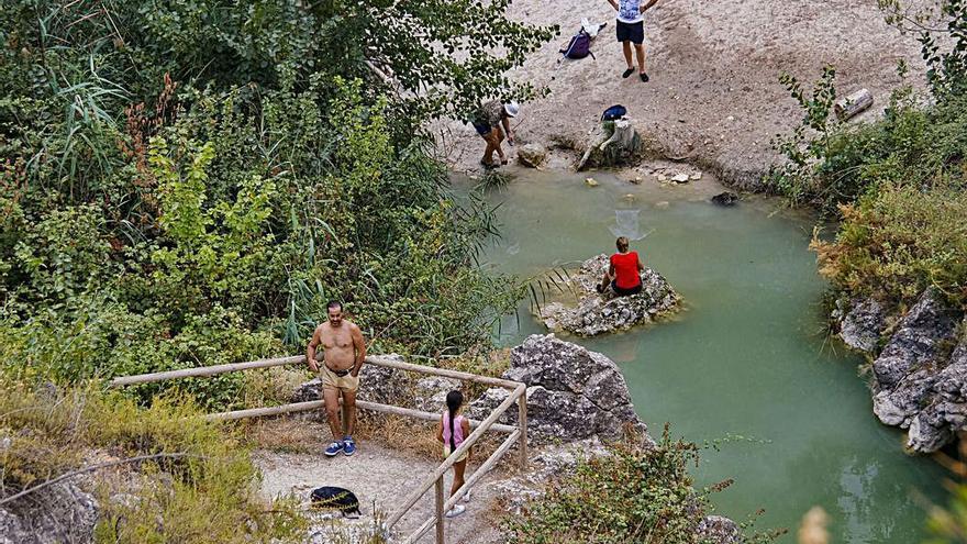 El Racó es una de las zonas más concurridas para el baño. | JUANI RUZ