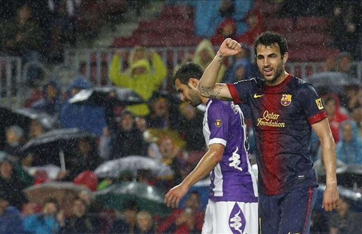 El futbolista Cesc Fàbregas durant la celebració d’un gol.