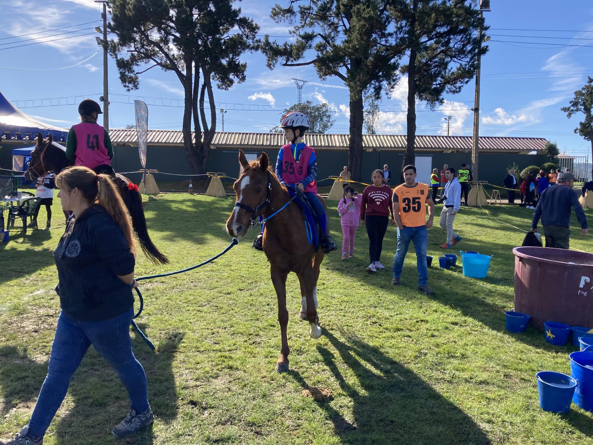 Llanera se llena de caballos con el campeonato de España de Raid Interautonomías