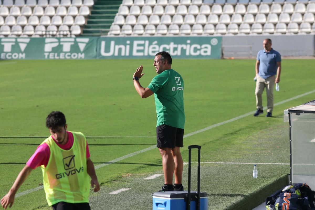 El Córdoba CF vuelve a jugar en El Arcángel