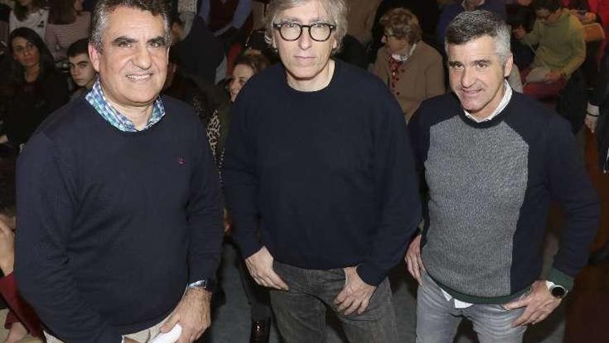 Trueba: &quot;Hay que huir de la gente simple, no vaya a ser que tenga muchos votos&quot;