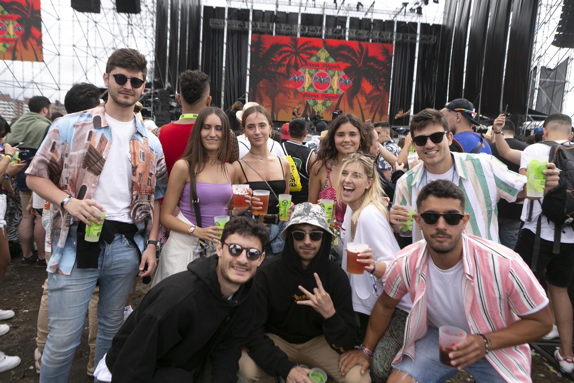 Asistentes al Reggaeton Beach Festival de Avilés