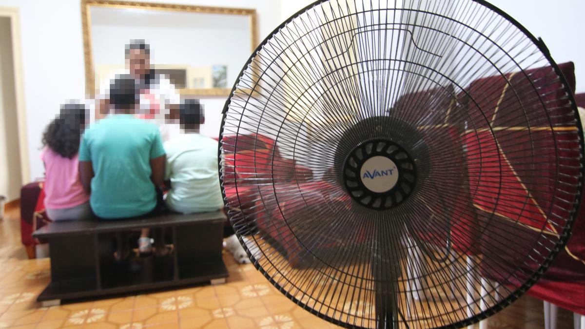 Muchas familias no pueden permitirse mantener su vivienda fresca durante los meses de calor