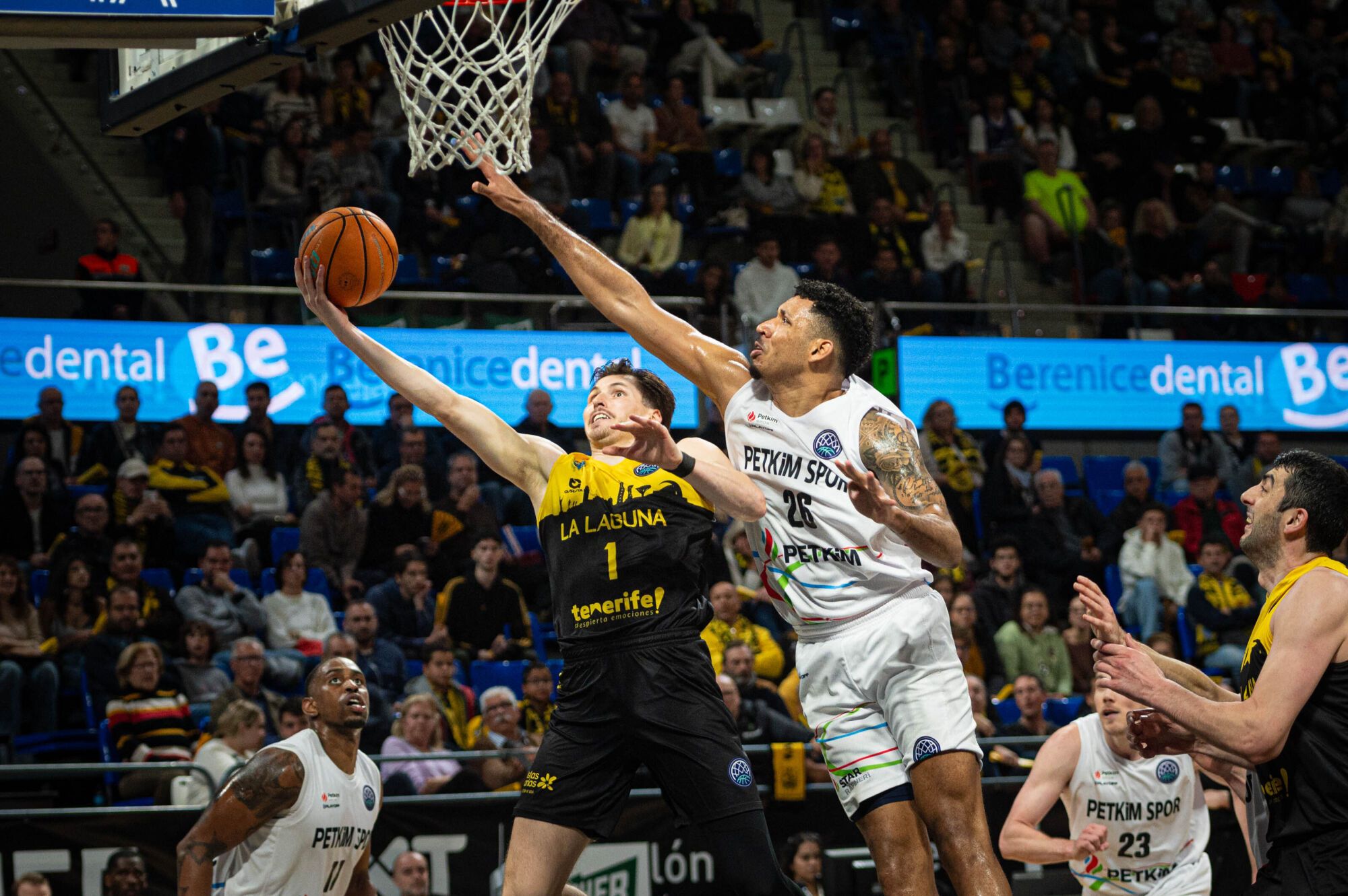 Partido La Laguna Tenerife - Aliaga Petkim Sport del Round of 16 de la BCL  | 04/03/2025 | Fotógrafo: Rafael Arturo Jiménez Rivero