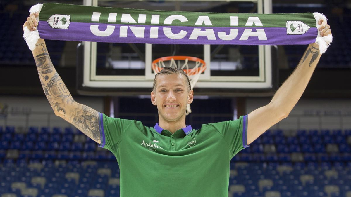 Presentación de Dylan Osetkowski como nuevo jugador del Unicaja Baloncesto