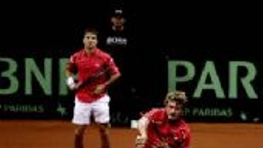 Ferrero y Robredo se derrumban ante los implacables Bryan