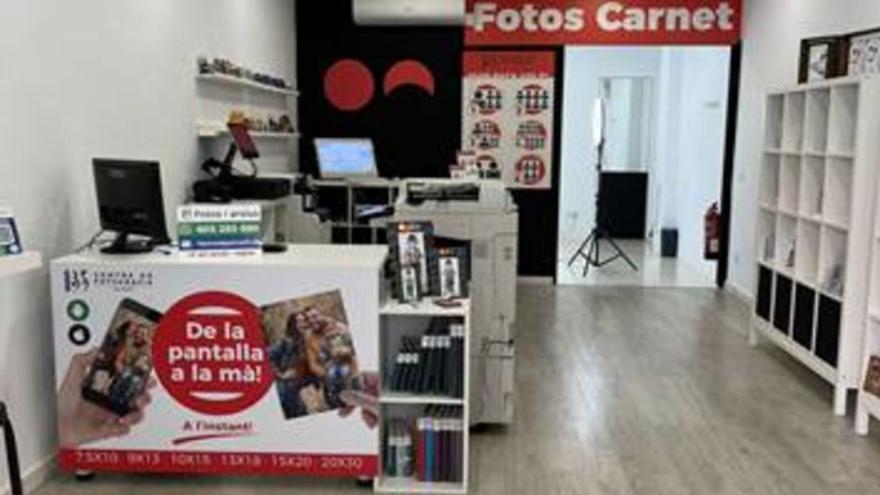 Galeria 35 inaugura una botiga al centre de Figueres