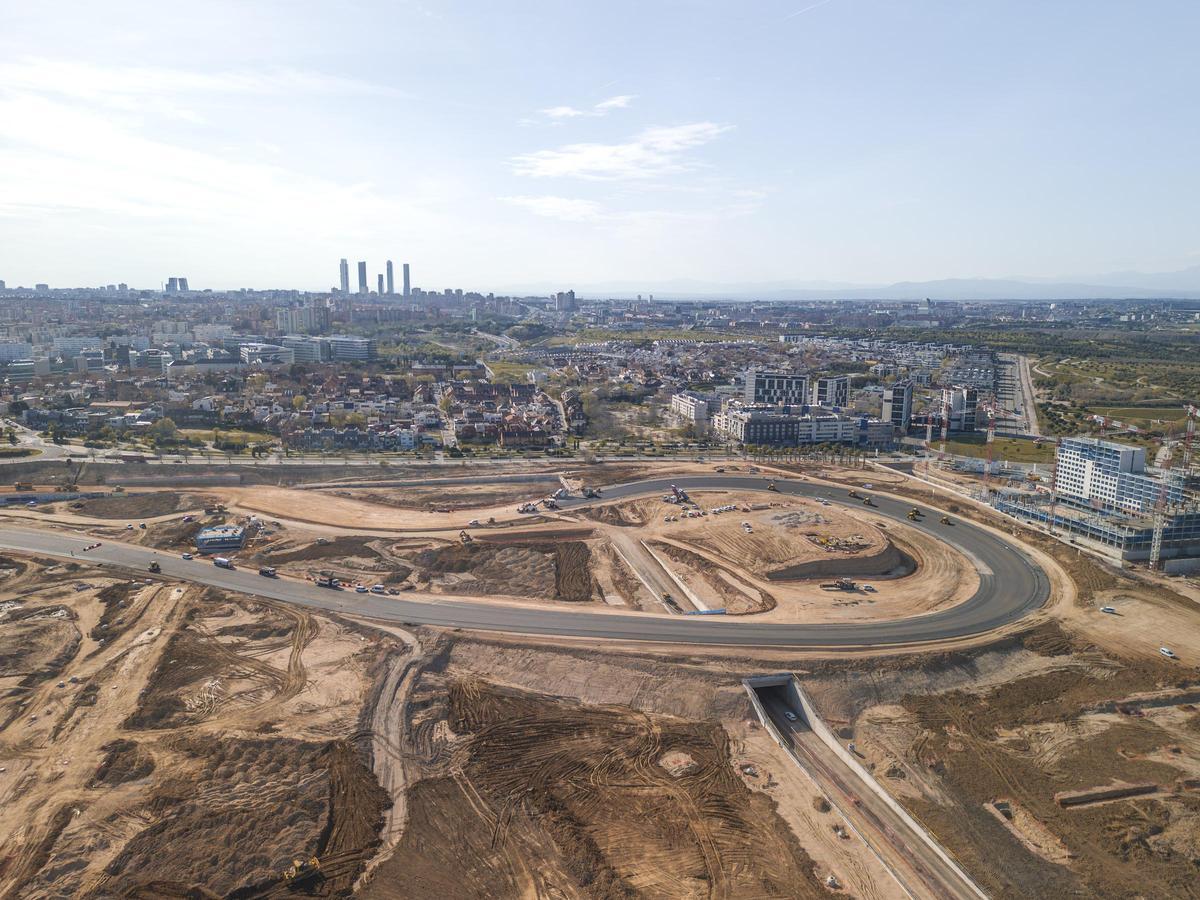 Nuevas imágenes del asfaltado de 'La Monumental', la curva más icónica del circuito Madring de F1 Nuevas imágenes del asfaltado de 'La Monumental', la curva más icónica del circuito Madring de F1