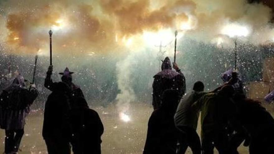 Una imatge del correfoc, un dels plats forts de la festa, dissabte a la nit