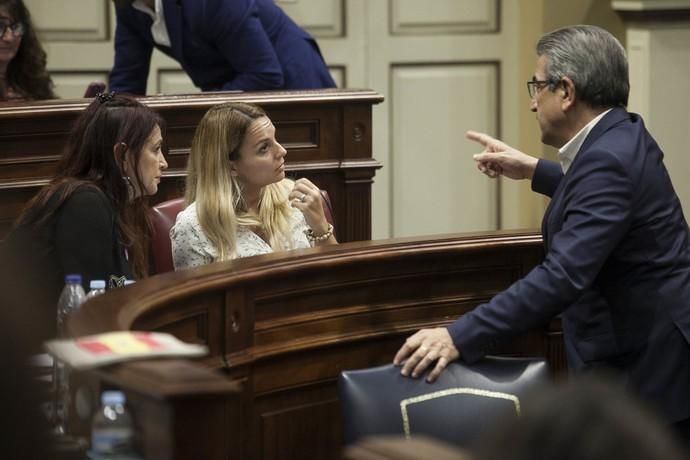 Pleno del Parlamento de Canarias (29/11/17)